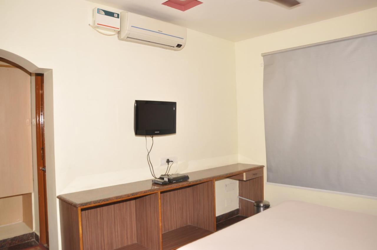 Hotel Pams Mayiladuthurai Eksteriør bilde