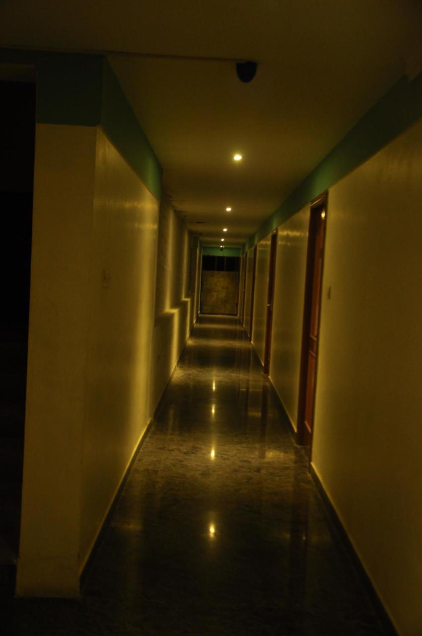 Hotel Pams Mayiladuthurai Eksteriør bilde